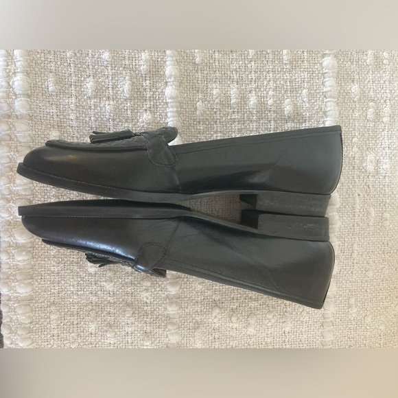 Etienne Aigner Ally all leather upper black slip on tassel loafer shoes 6N - Picture 8 of 9